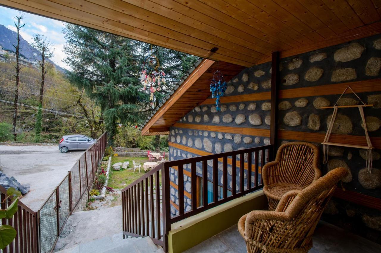 Hotel Tales N Trails à Vashist Extérieur photo