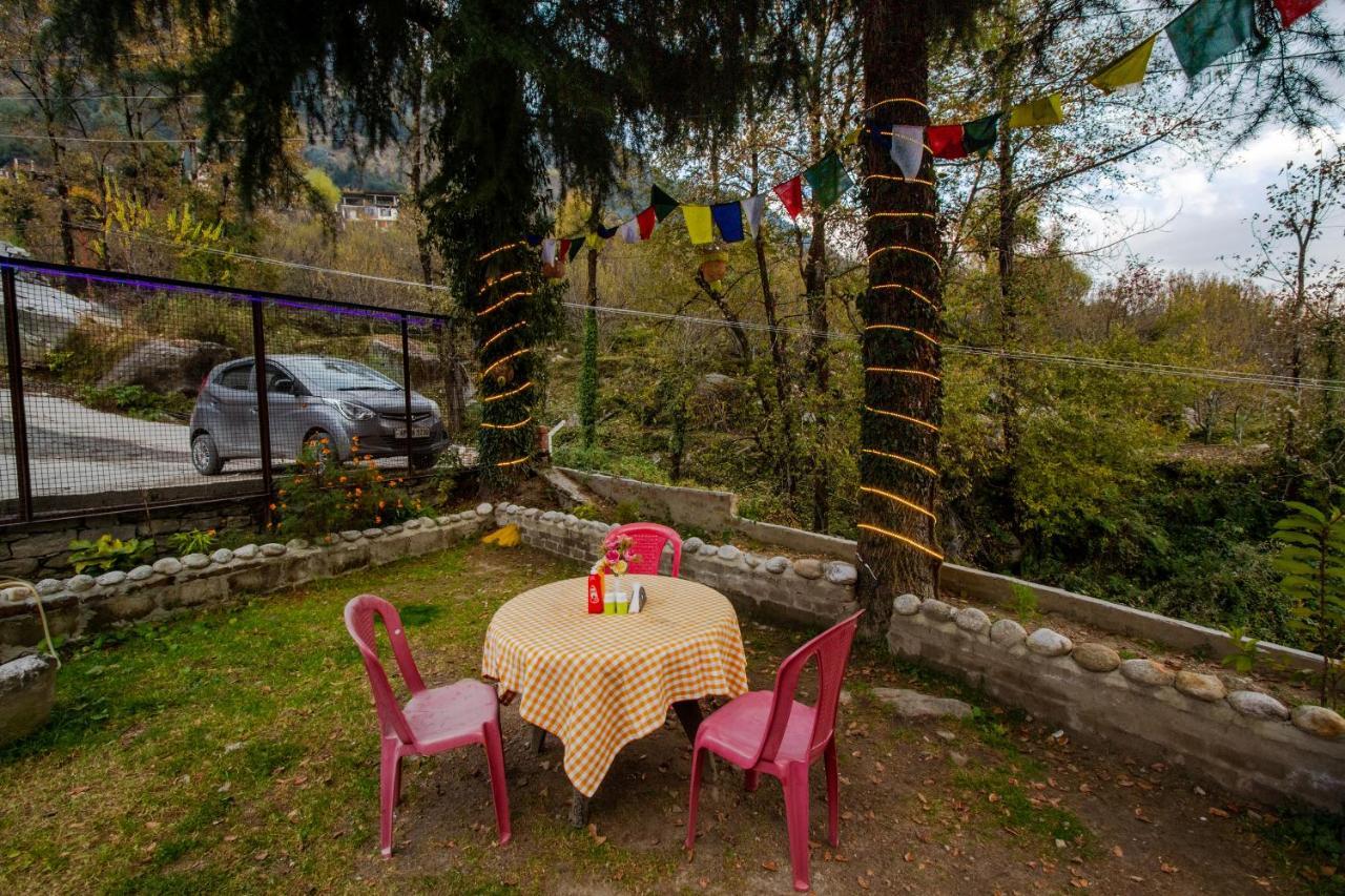 Hotel Tales N Trails à Vashist Extérieur photo